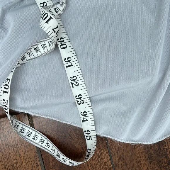 Elegant Gray Velvet Women's Photoshoot Dress - Picture 11 of 16